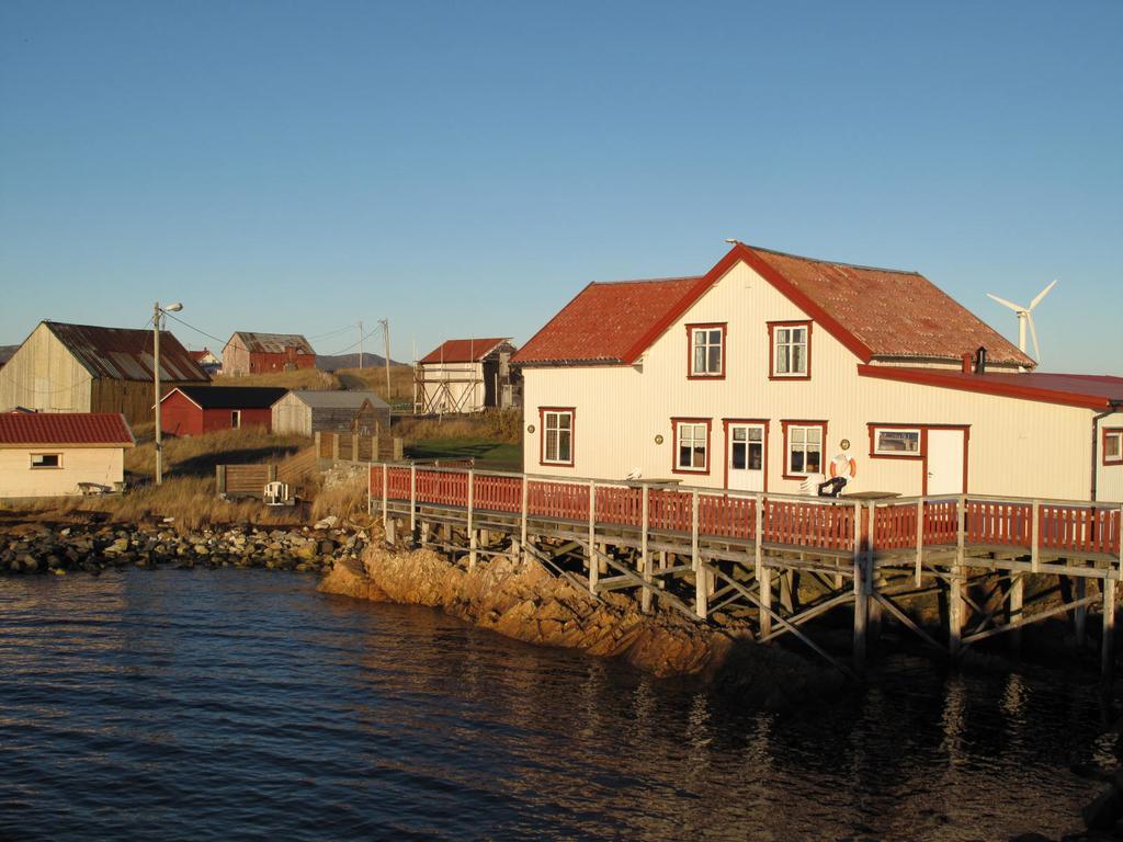 Kvalnesbrygga Hotel Kvalnes  Kültér fotó